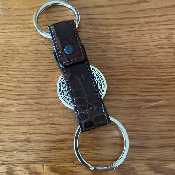 Brighton Dark Brown Croco Double Key Fob/Ring - Picture 3 of 5